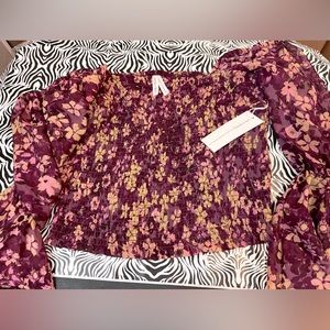 Love 4 Truth Bell Sleeve Crop Top size Medium